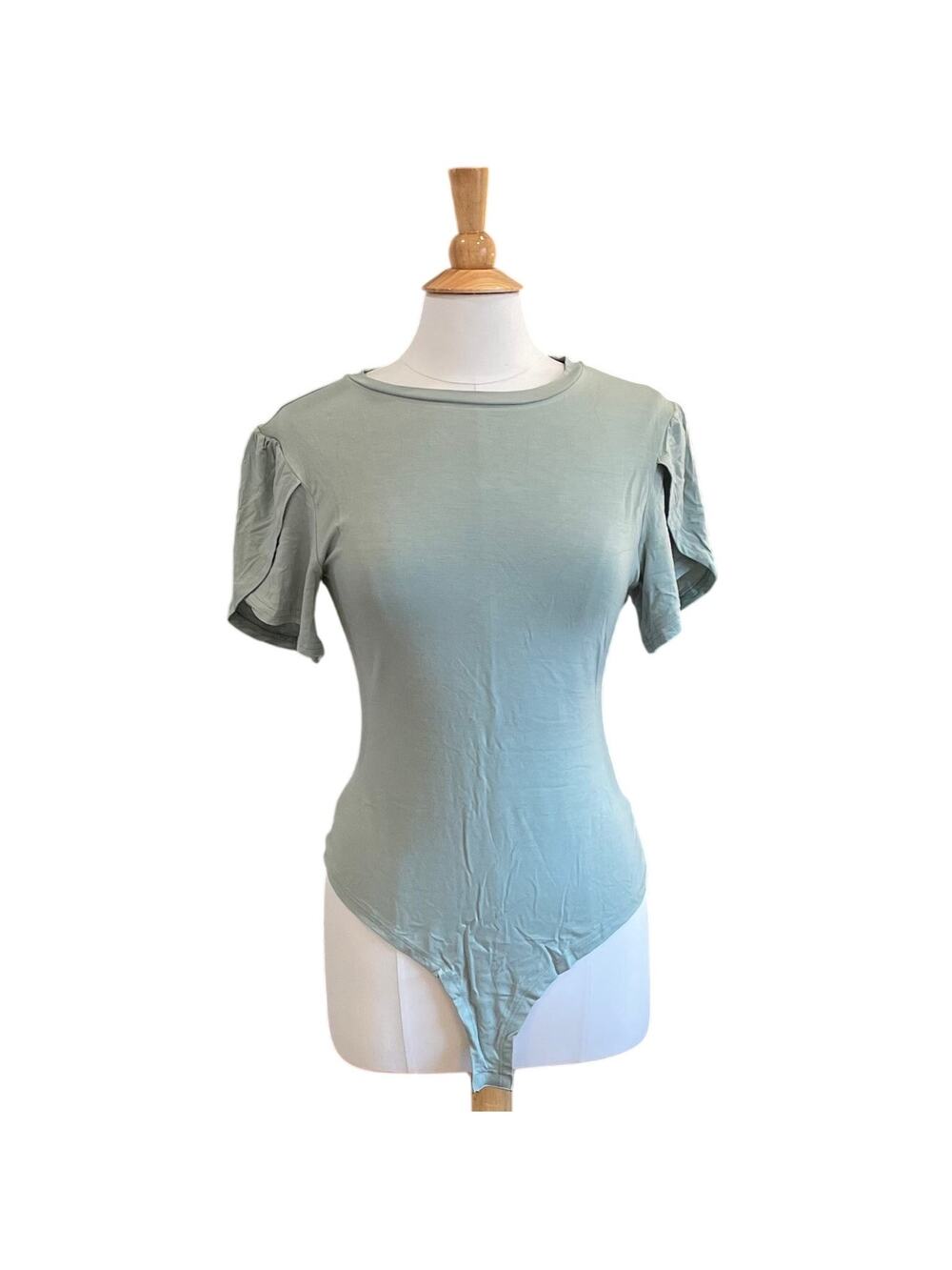 New Sage Green Short Sleeve / Flutter Sleeve Stretch Bodysuit, Size XL